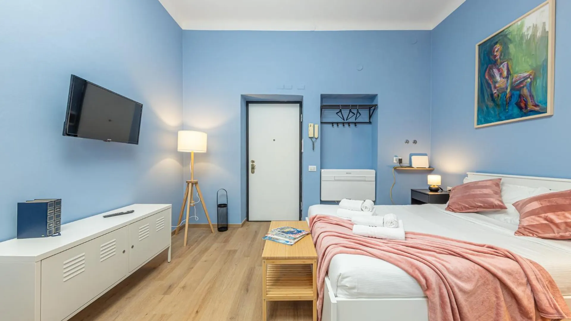 Canva Suite Near Sacco Hospital Milan Italy